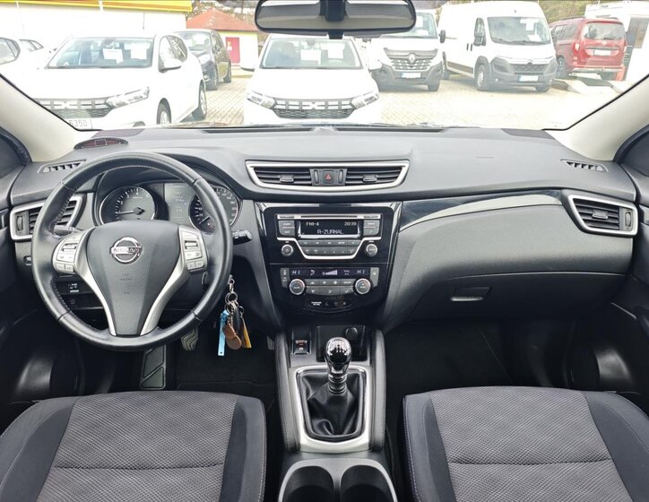 Nissan Qashqai SUV / Terénní 1,2 l 85 kw