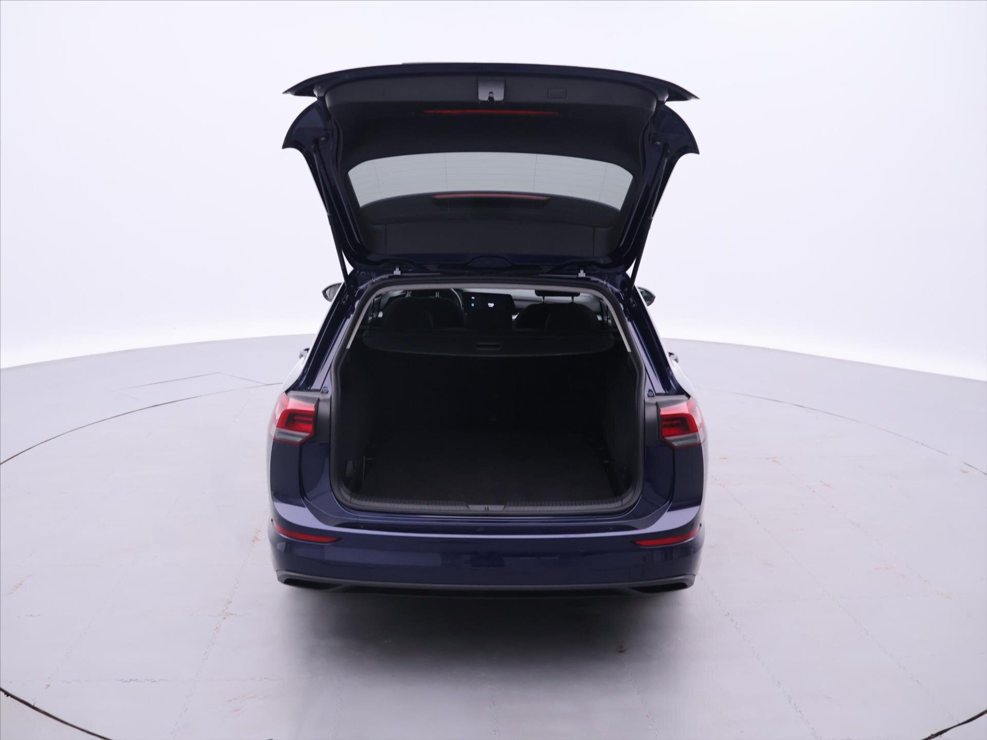 Volkswagen Golf Kombi 1,5 l 96 kw