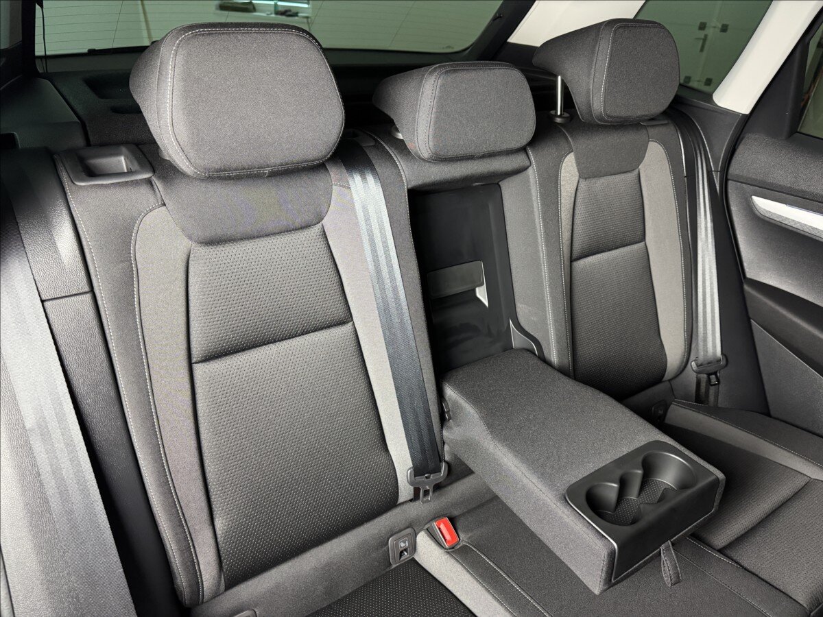 Škoda Karoq SUV 1,5 l 110 kw