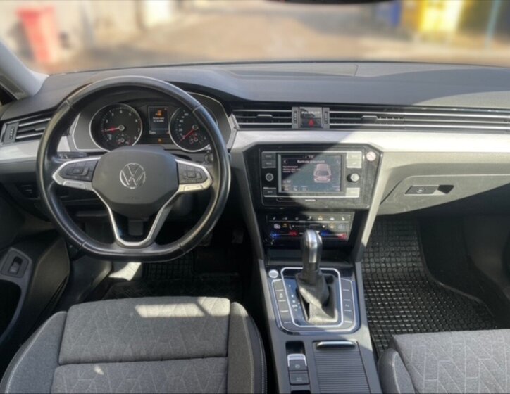 Volkswagen Passat Kombi 1,5 l 110 kw
