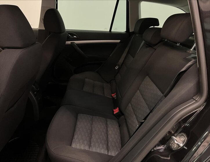 Škoda Octavia Kombi 1,8 l 118 kw