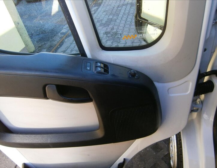 Peugeot Boxer Ostatní 2,2 l 81 kw