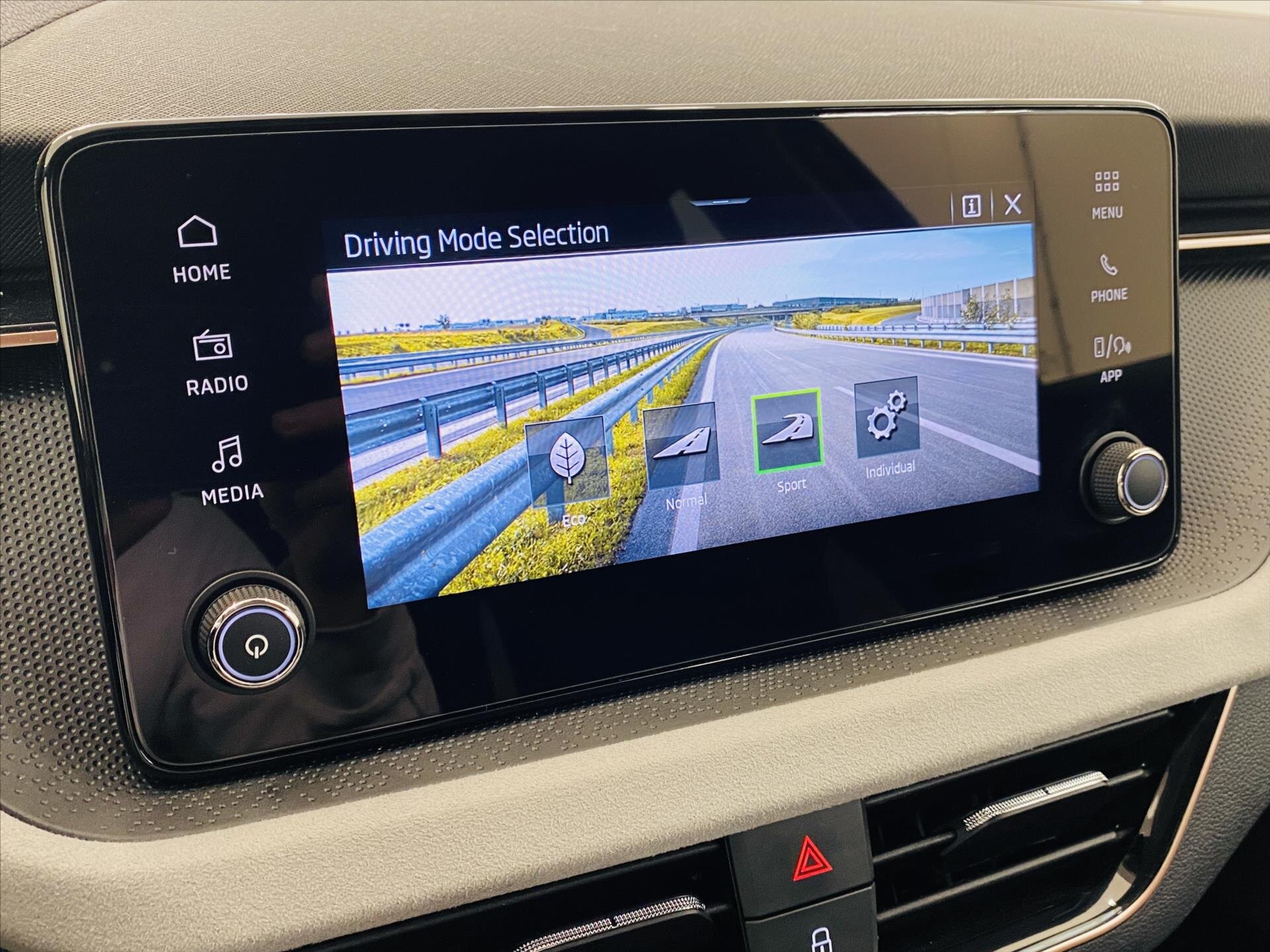 Škoda Kamiq Hatchback 1,5 l 110 kw