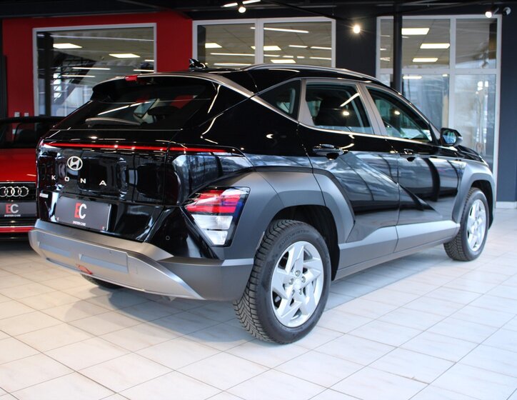 Hyundai Kona Hatchback 1,6 l 145 kw