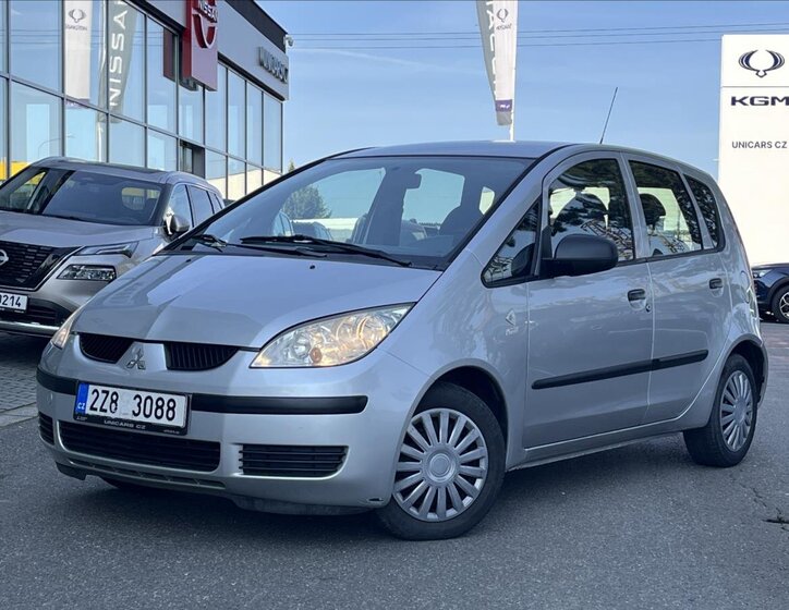 Mitsubishi Colt Hatchback 1,1 l 55 kw