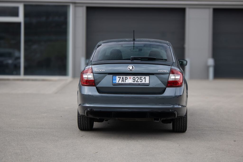 Škoda Rapid Sedan / Limuzína 999,0 81 kw
