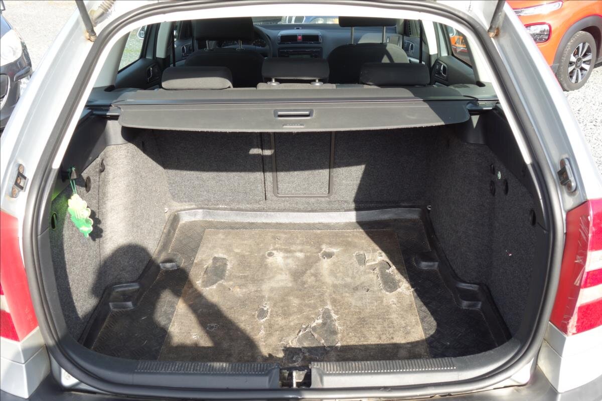 Škoda Octavia Kombi 2,0 l 103 kw