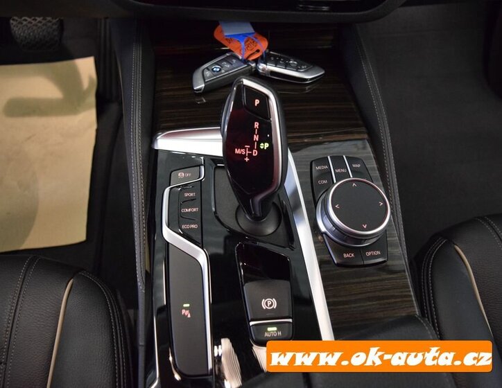 BMW Řada 5 Kombi 2,0 l 140 kw