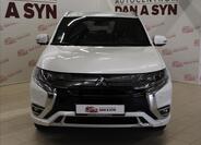 Mitsubishi Outlander 2
