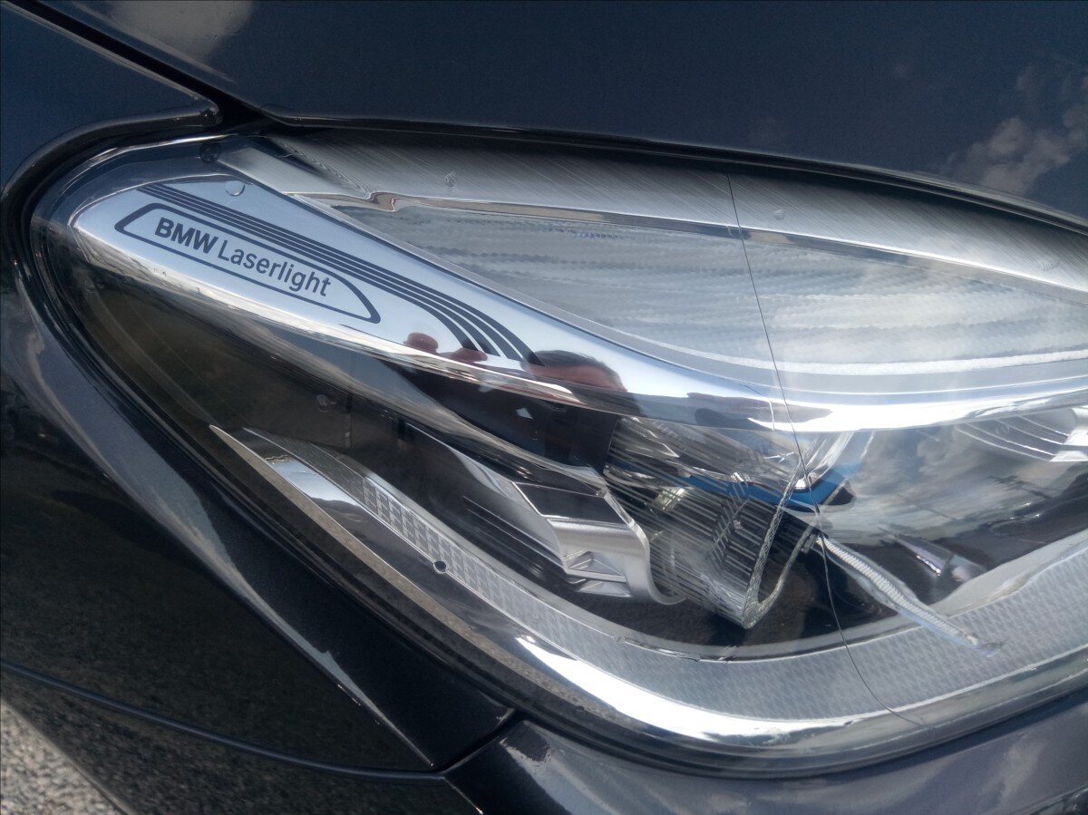 BMW Řada 7 Sedan / Limuzína 3,0 l 235 kw