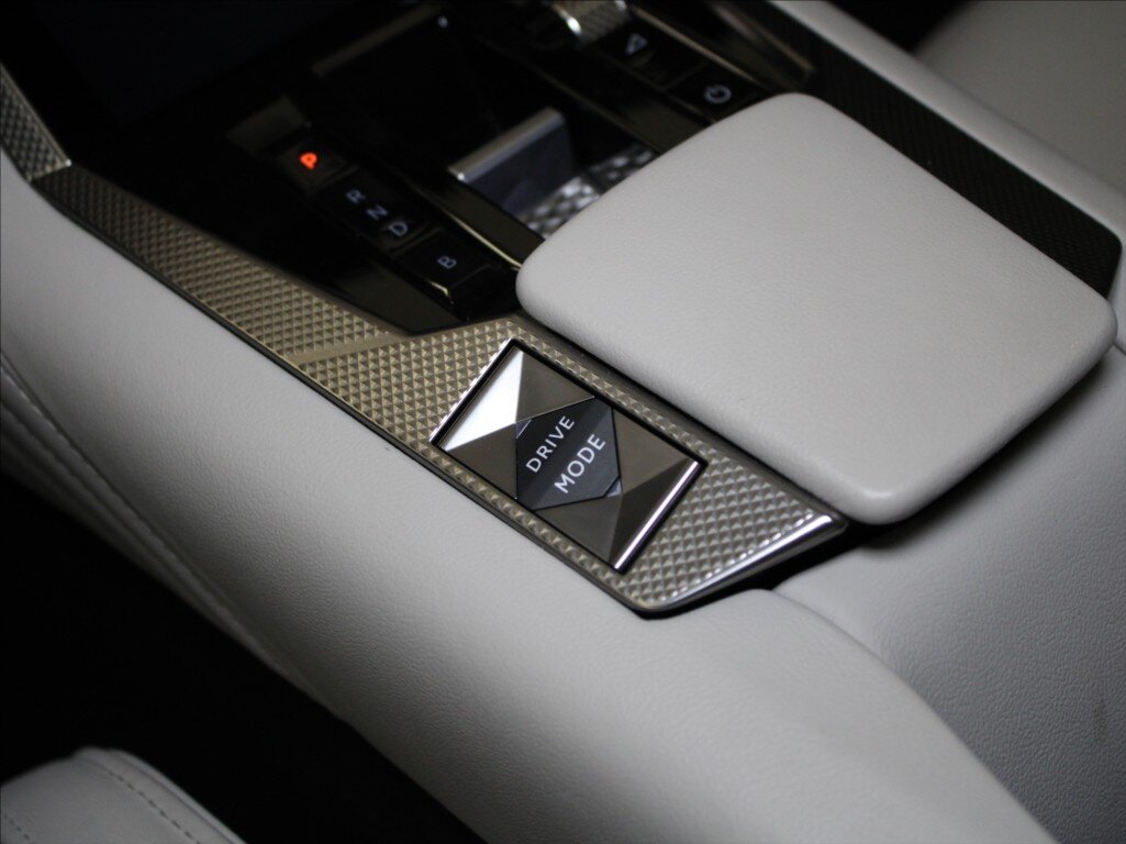 DS Automobiles DS4 SUV / Terénní 1,6 l 165 kw