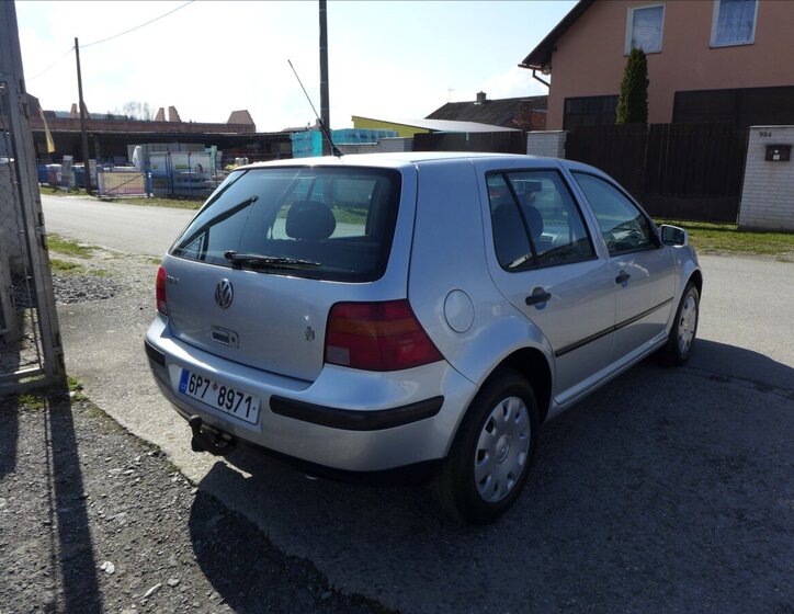 Volkswagen Golf Hatchback 1,9 l 74 kw