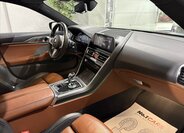 BMW Řada 8 24