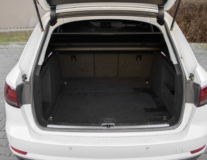 Audi A4 Kombi 2,0 l 110 kw