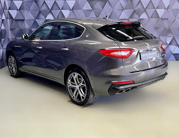 Maserati Levante SUV / Terénní 3,0 l 316 kw