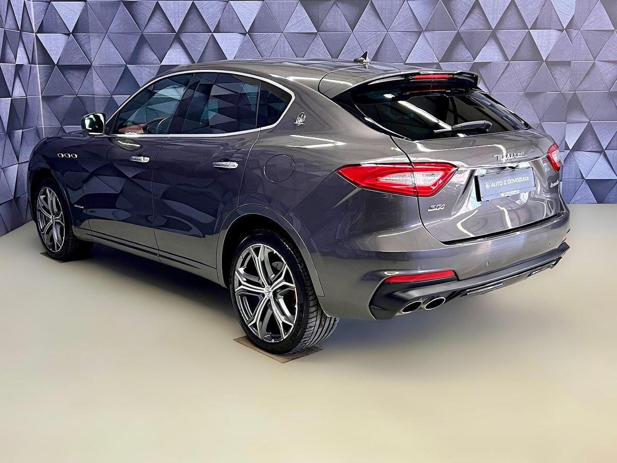 Maserati Levante SUV / Terénní 3,0 l 316 kw