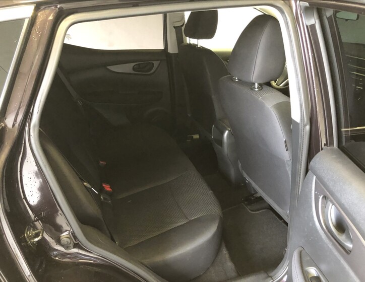 Nissan Qashqai 11