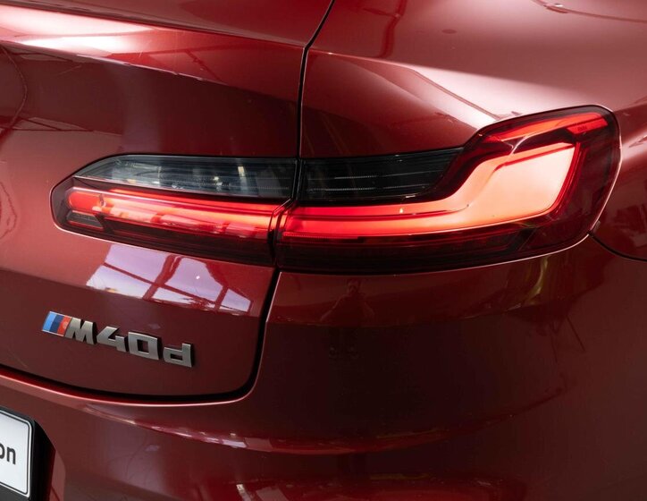 BMW X4 SUV / Terénní 3,0 l 240 kw