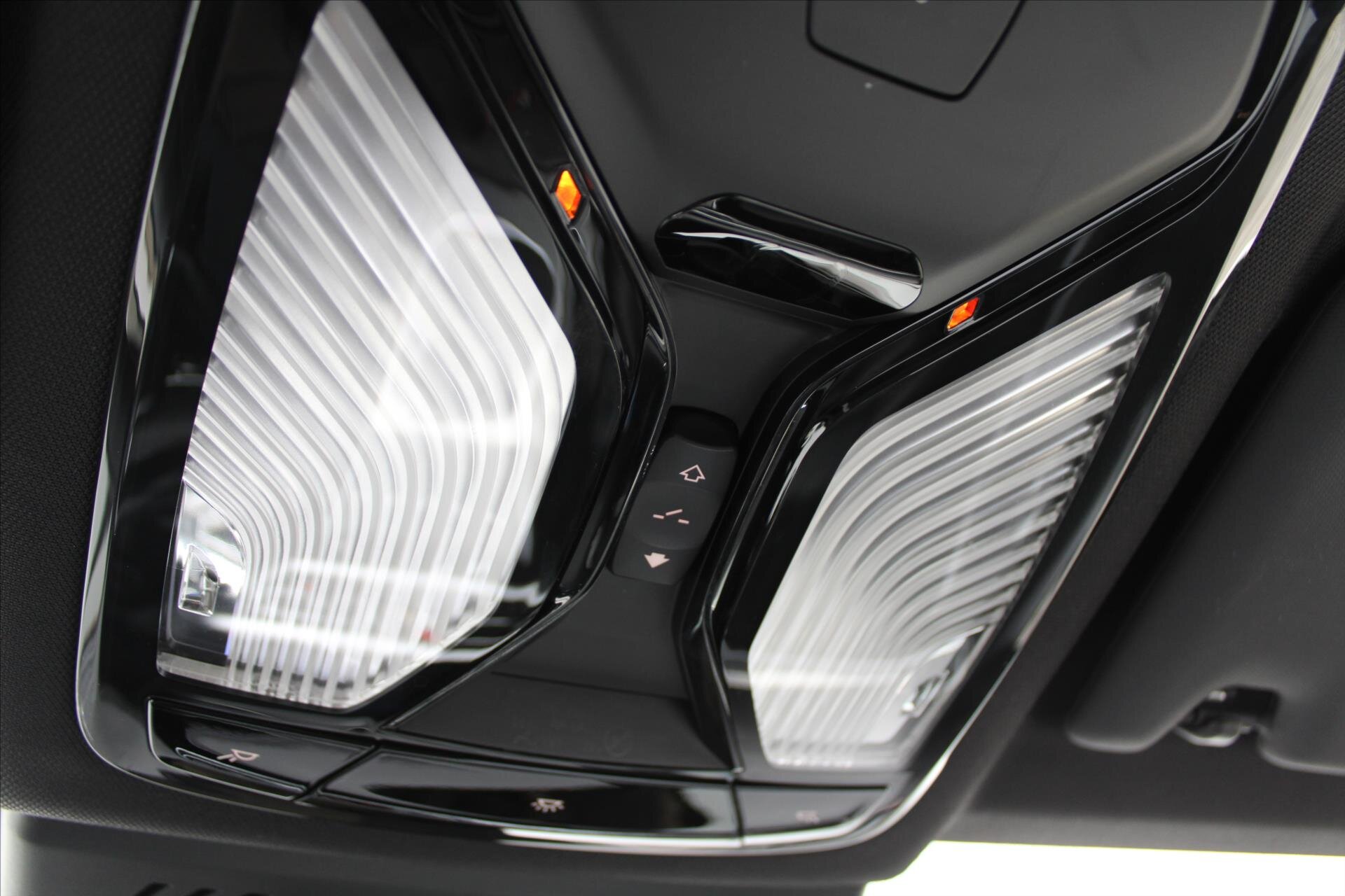 BMW Řada 3 Sedan / Limuzína 2,0 l 140 kw