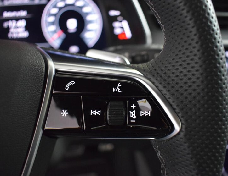 Audi S6 Kombi 3,0 l 253 kw