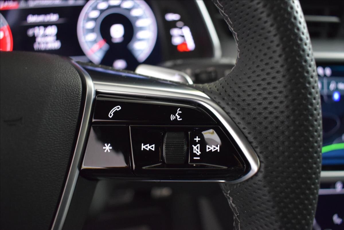 Audi S6 Kombi 3,0 l 253 kw