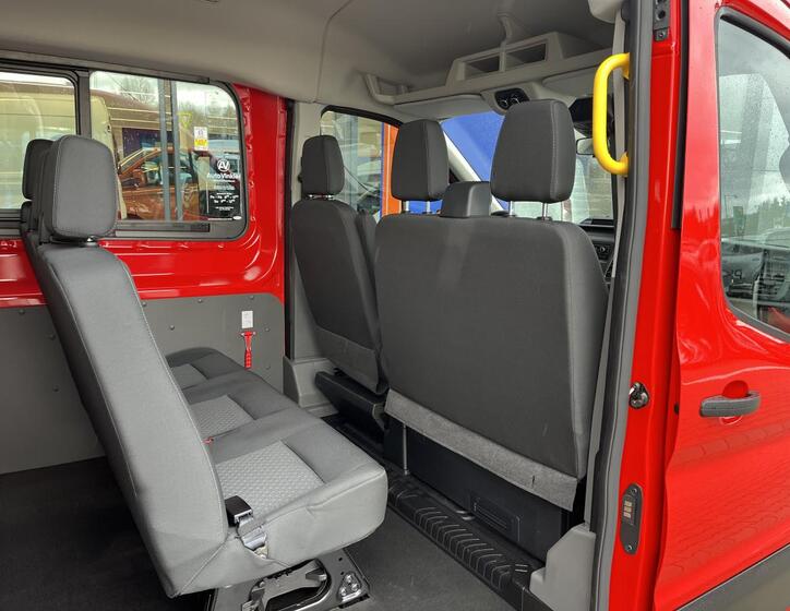 Ford Transit 7
