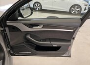 Audi S8 Sedan / Limuzína 4,0 l 445 kw