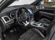 Jeep Grand Cherokee 10