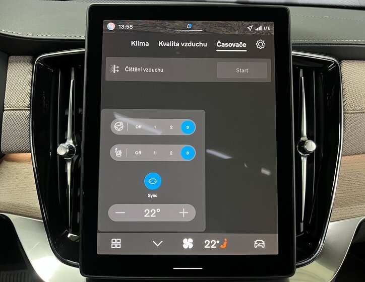 Volvo XC90 SUV / Terénní 2,0 l 184 kw