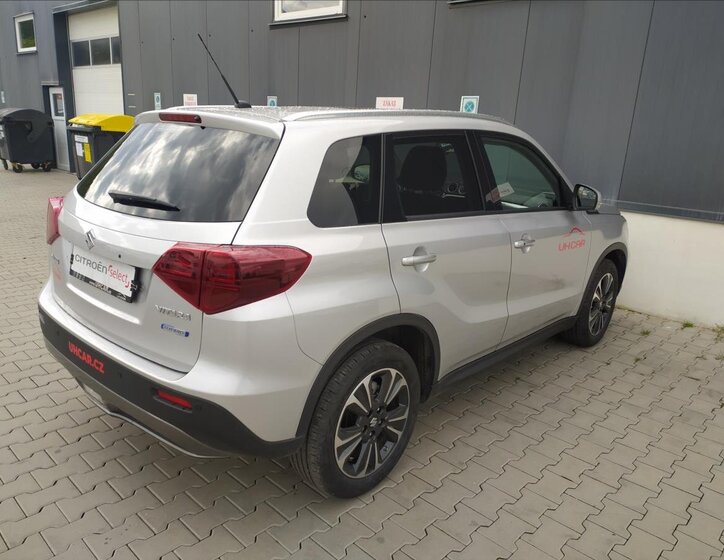 Suzuki Vitara SUV 1,4 l 95 kw