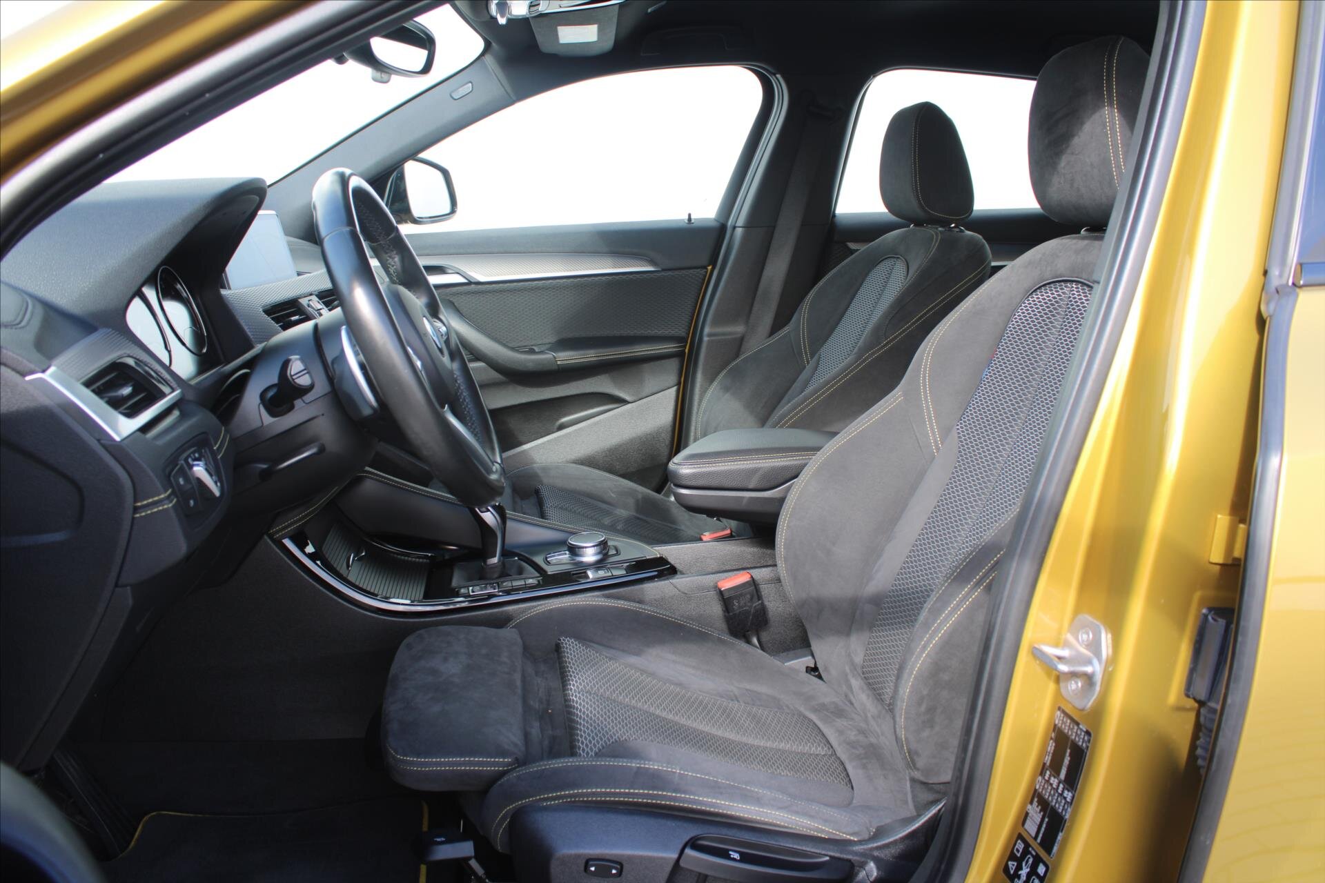 BMW X2 SUV / Terénní 2,0 l 140 kw