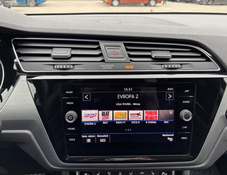 Volkswagen Touran MPV 1,5 l 110 kw