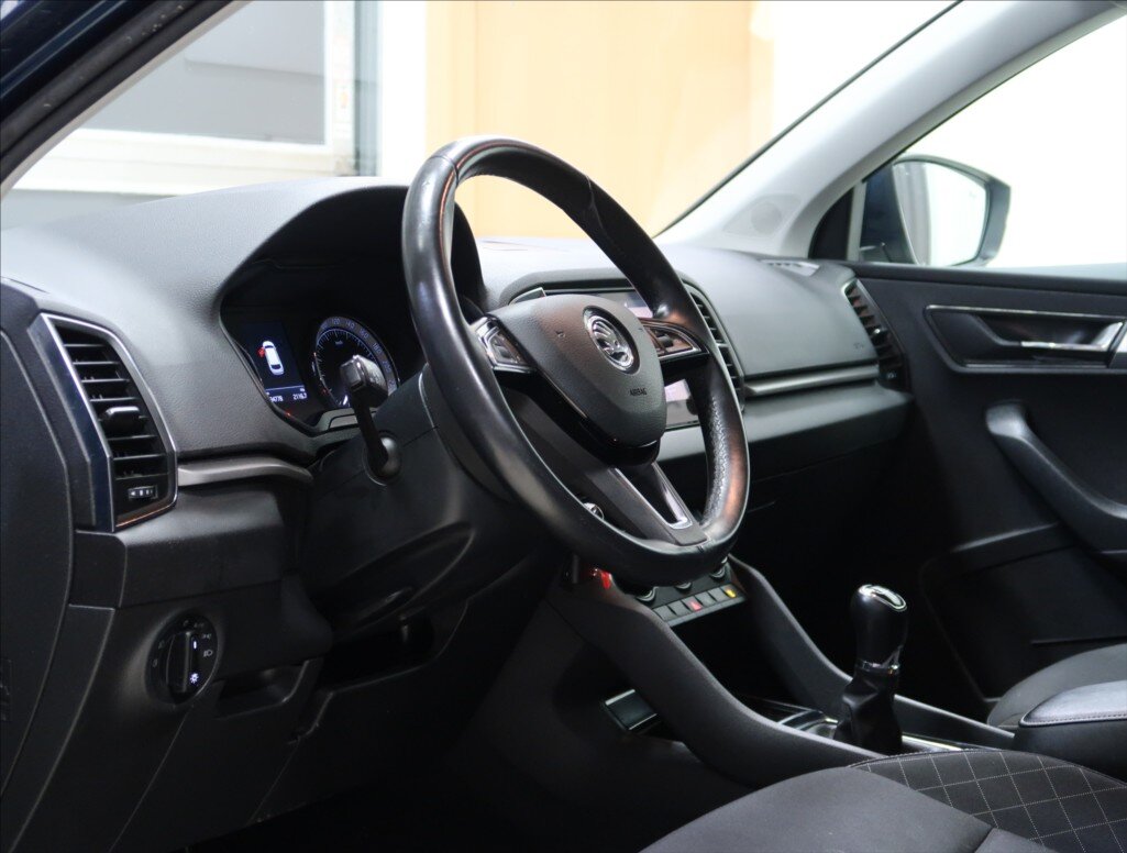 Škoda Karoq SUV 1,5 l 110 kw