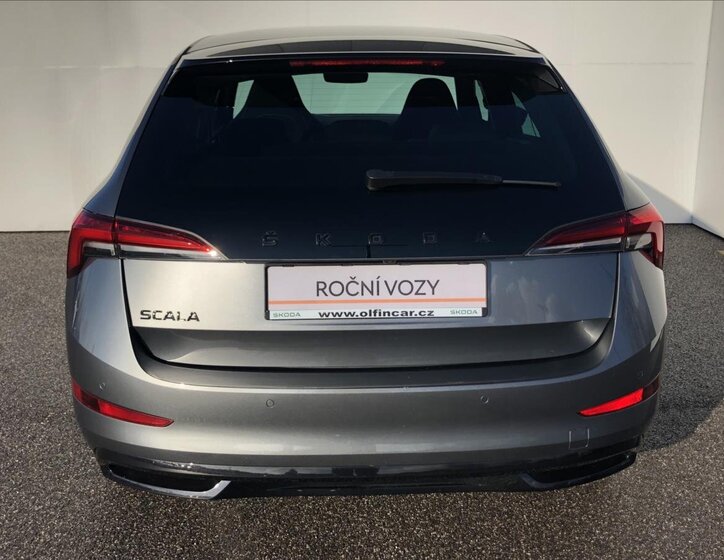 Škoda Scala 8