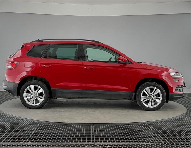 Škoda Karoq SUV / Terénní 2,0 l 85 kw