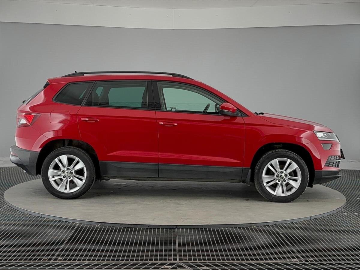 Škoda Karoq SUV / Terénní 2,0 l 85 kw