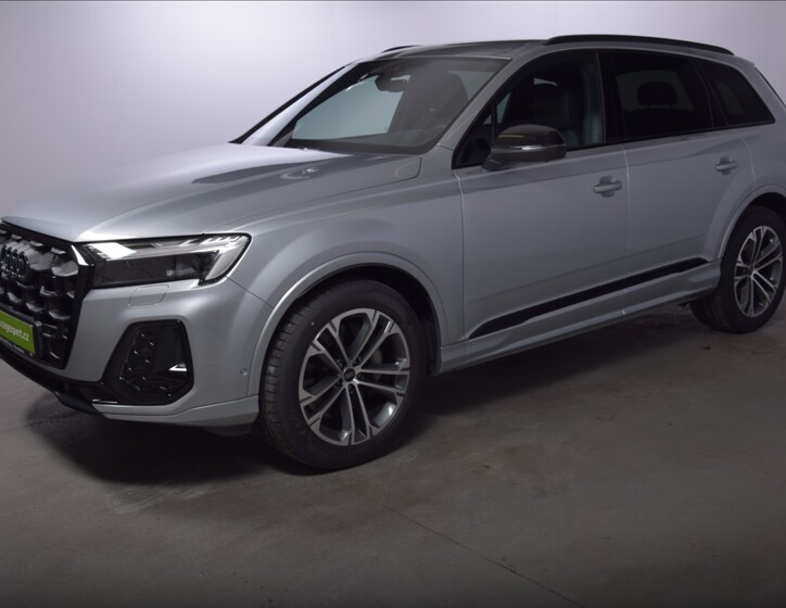 Audi Q7 1