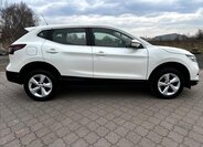 Nissan Qashqai SUV / Terénní 1,3 l 103 kw