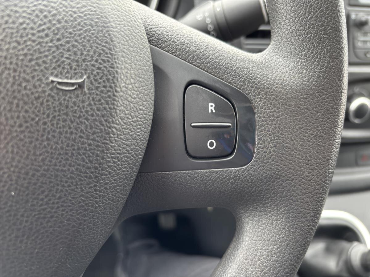 Renault Trafic Skříň 2,0 l 88 kw