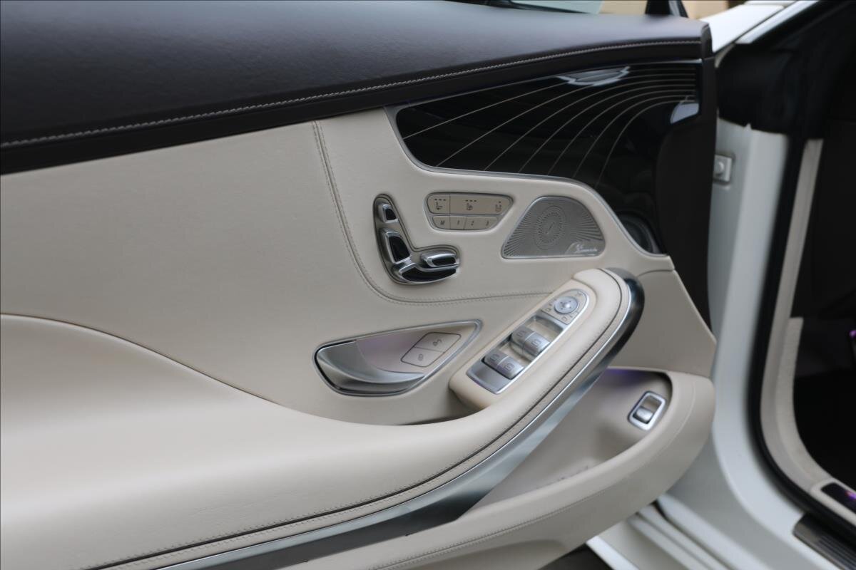 Mercedes-Benz Třídy S Kupé 4,7 l 335 kw