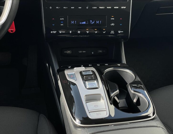 Hyundai Tucson SUV / Terénní 1,6 l 195 kw