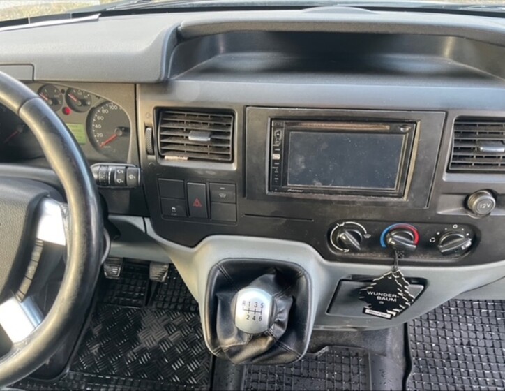 Ford Transit 10