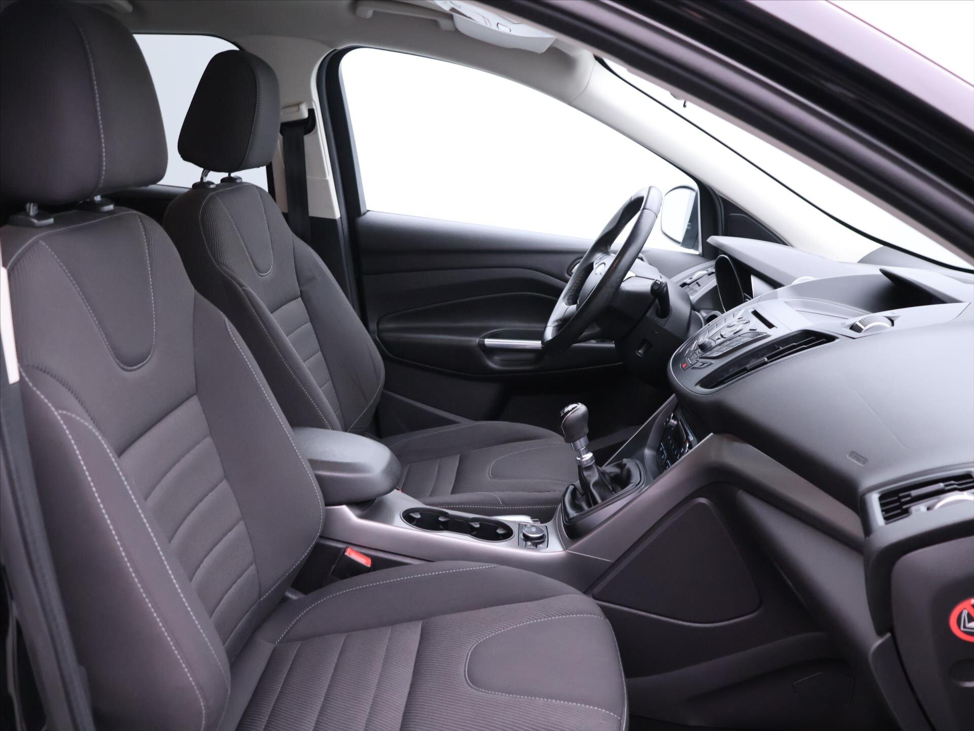 Ford Kuga SUV / Terénní 1,5 l 110 kw