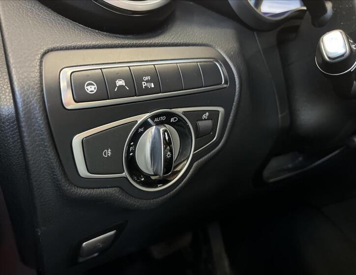 Mercedes-Benz GLC 11