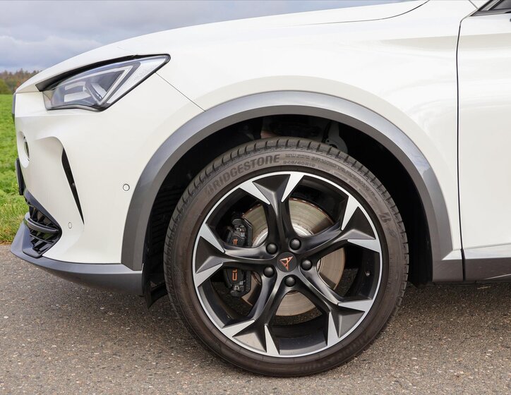 Cupra Formentor SUV / Terénní 2,0 l 228 kw