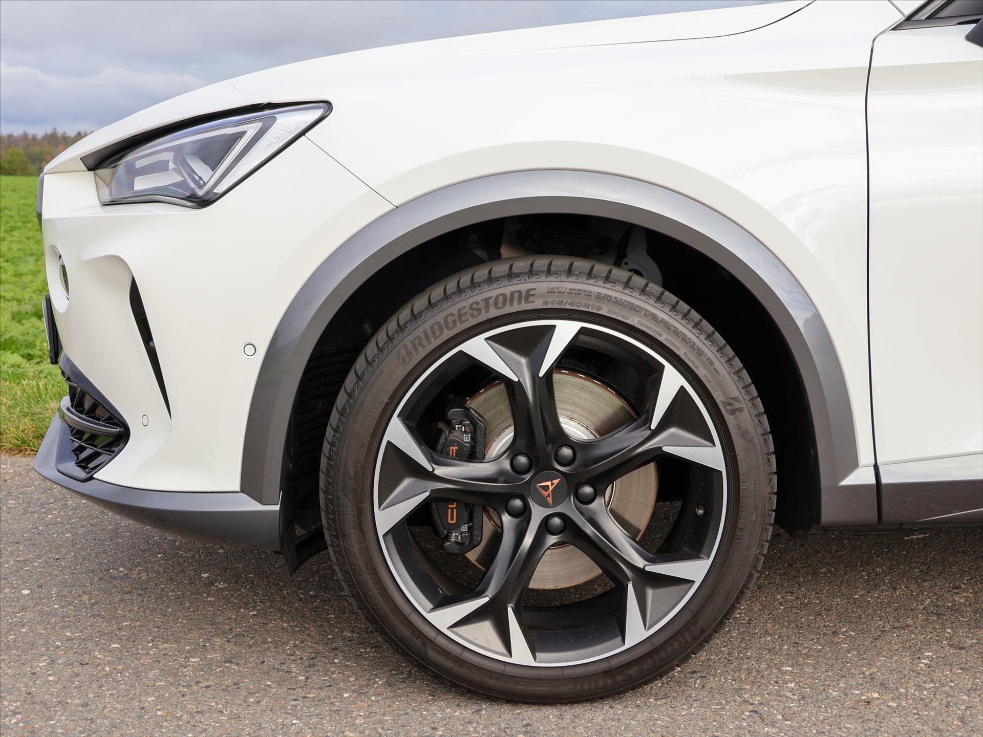 Cupra Formentor SUV / Terénní 2,0 l 228 kw