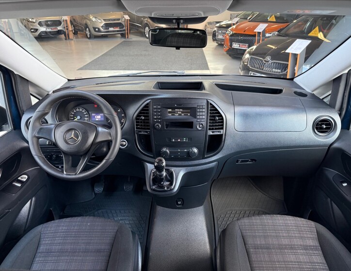 Mercedes-Benz Vito 13