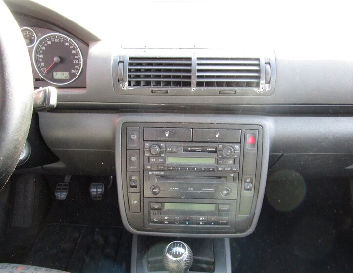 Volkswagen Sharan Kombi 1,9 l 85 kw