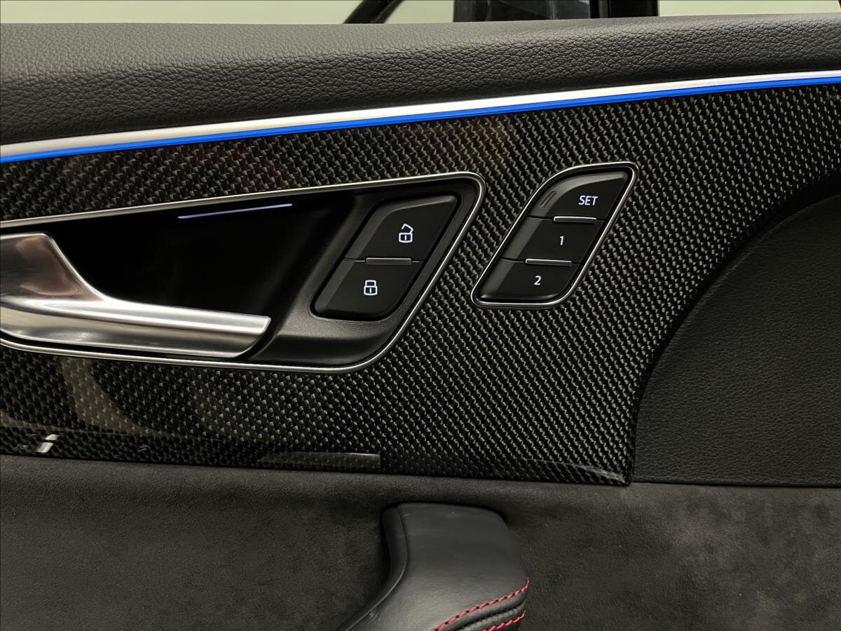 Audi SQ7 Kombi 4,0 l 320 kw