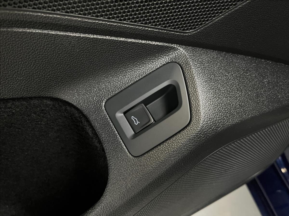 Volkswagen Passat Kombi 2,0 l 140 kw